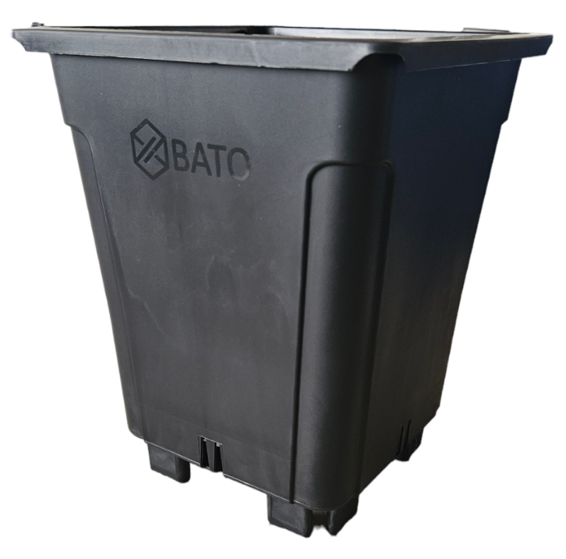 Bato Square Pot With Leg